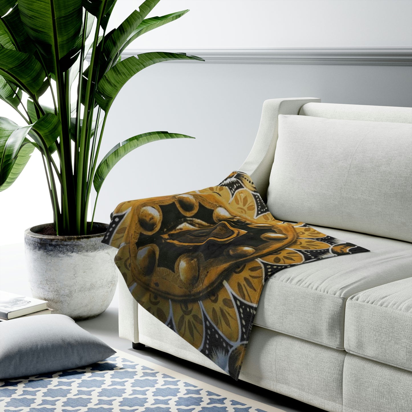 Limon Velveteen Plush Blanket